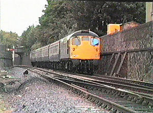 Class 26 26014 Broughty Ferry station