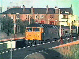Up Vans Broughty Ferry station
