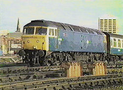 Class 47 47210 at Dundee