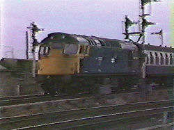 27012 arriving Dundee