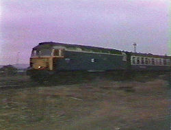 Class 40 47704 'Dunedin' Dundee