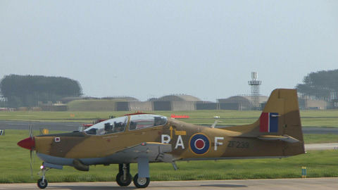 Embraer EMB 314/Shorts Tucano T1