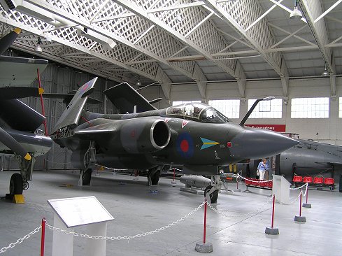 Blackburn Buccanner Imperial War Museum, Duxford