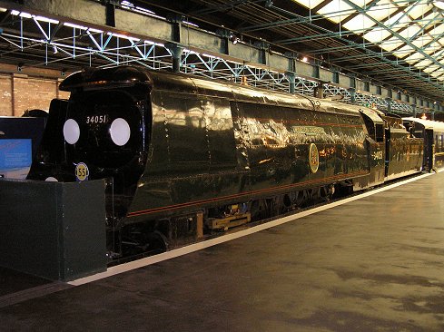 West Country/Battle of Britain Class 4-6-2 'Sir Winsotn Churchill'