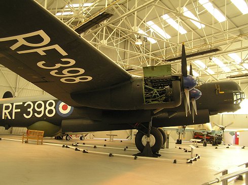 Avro Linclon, RAF Cosford