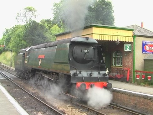 SR West Country Class 4-6-2 'Wadebridge' at Alresford