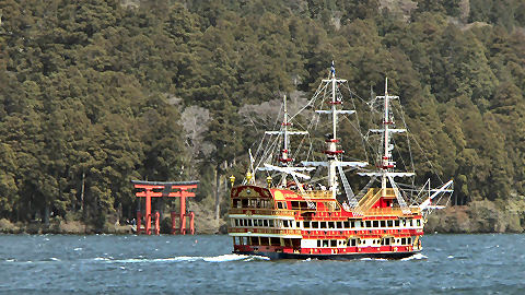 Torii, Hakone-Moto, Lake Ashi