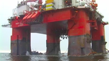 Oil rig, Walvis Bay Lagoon