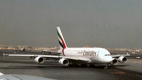Emirates A380, Dubai