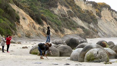 Moeraki Boulders