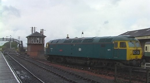 Class 47 at Bo'ness