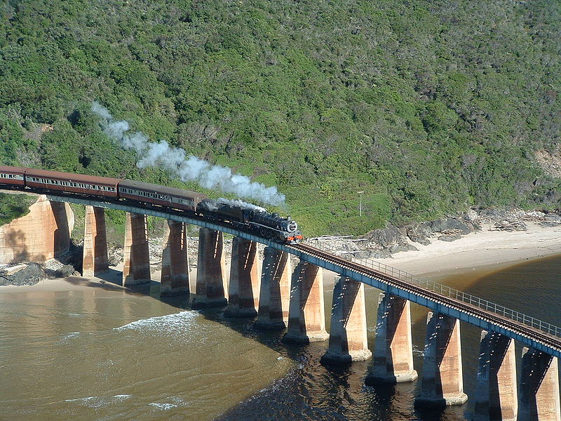 Kaaimans River Bridge by Tim Giddings