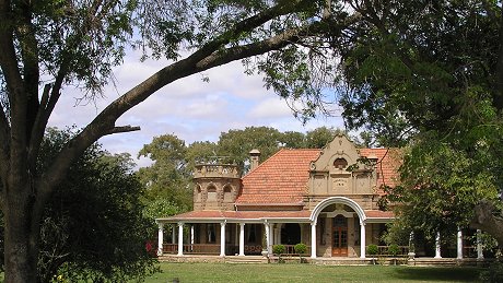 Feather Palace near Oudtshoorn