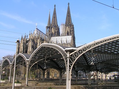 Köln Cathedral from Köln Hauptbanhof