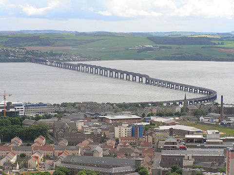 Dundee from the Law