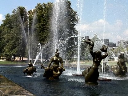 Meeting of the Rivers fountain, St Louis