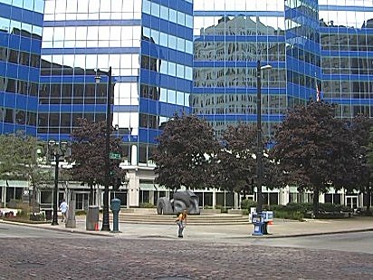 Henry S Reuss Federal Plaza Milwaukee